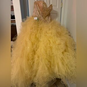 Beautiful yellow dress